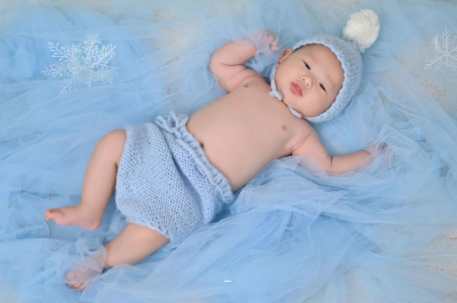 杞县摸孕妇肚子沾喜气